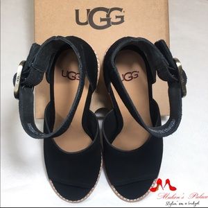UGG Black Open Toe Aja Ankle Strap Sandals